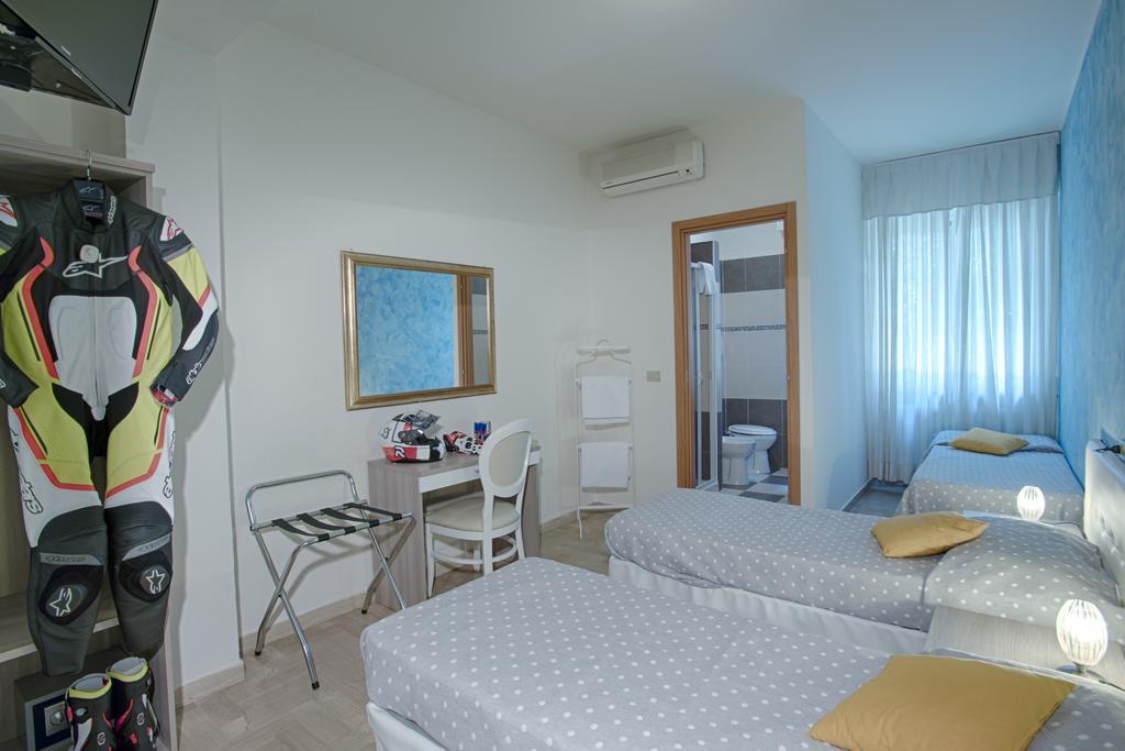 Locanda San Biagio Misano Adriatico Buitenkant foto